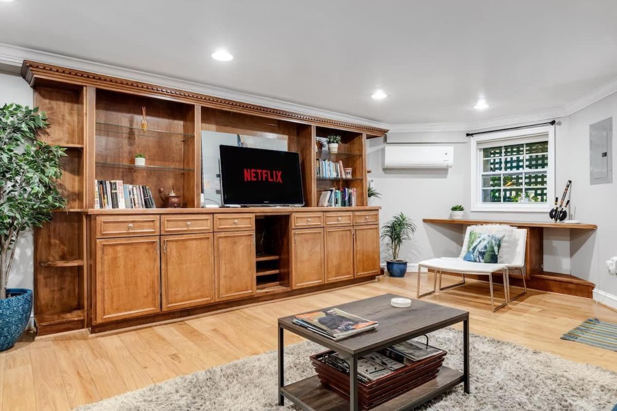 Entire 1-Br Apt In Noma Eckington Вашингтон Экстерьер фото
